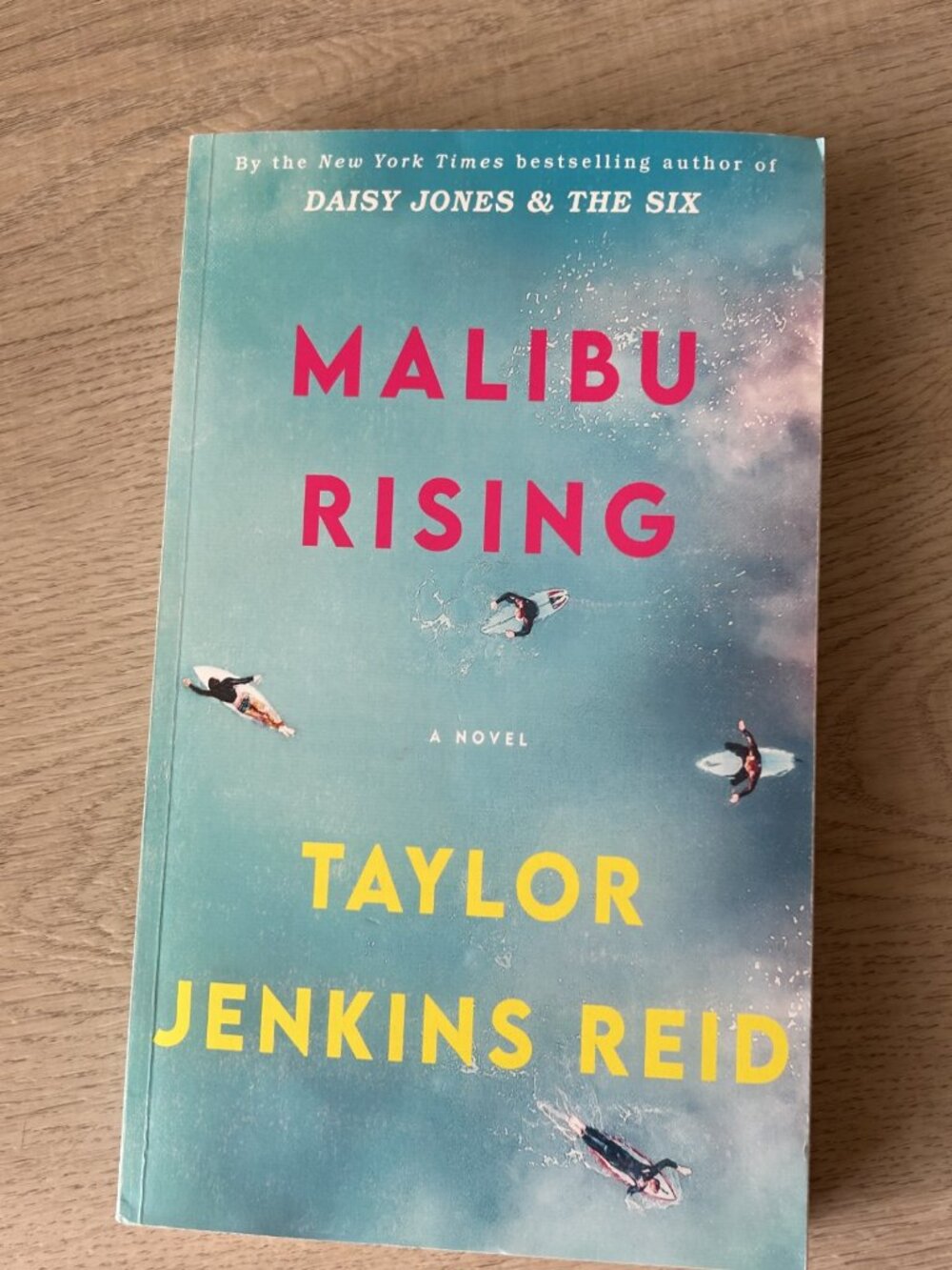Malibu Rising- Taylor Jenkins Reid; paperback